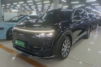 鸿蒙智行 问界M8 2025款 增程 Max+版 53.4kWh 5座版 (192线激光雷达）