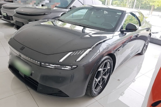 领克Z10 2024款 71kWh 602km后驱Pro