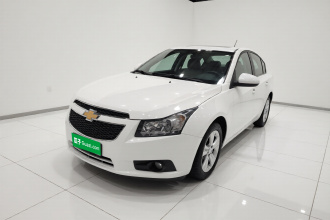 雪佛兰 科鲁兹 2013款 掀背 1.6T 自动旗舰型