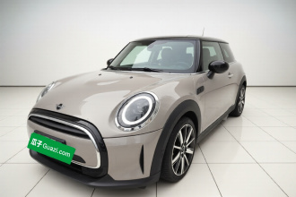MINI 2023款 改款 1.5T COOPER 艺术家