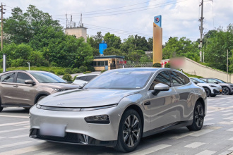 小鹏P7 2020款 670E