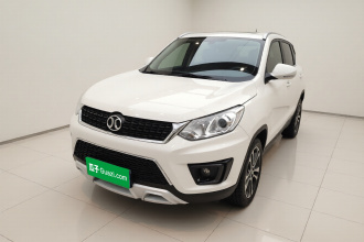 北京汽车 绅宝X35 2016款 1.5L 手动豪华版