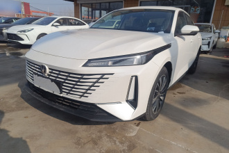 长安 逸动PHEV 2025款 智慧新蓝鲸 145KM 战舰版