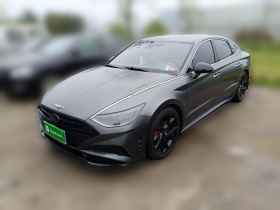 现代 索纳塔 2022款 380TGDi 自动20周年纪念款