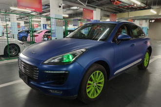 众泰SR9 2017款 2.0T 自动极致之心版