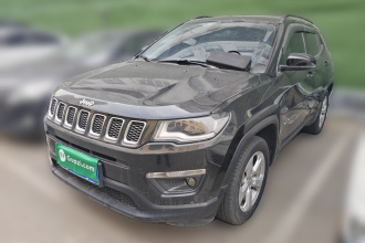 Jeep 指南者 2020款 220T 自动精英版
