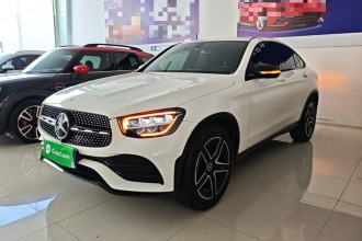 奔驰GLC轿跑 2020款 GLC 260 4MATIC 轿跑SUV
