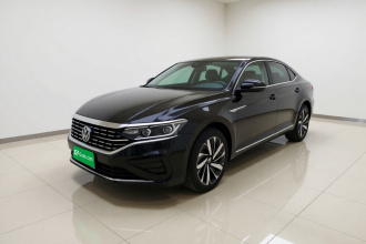 大众 帕萨特 2025款 出众款 380TSI 龙耀版