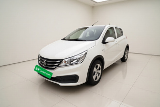 宝骏310 2020款 1.2L 手动舒适型