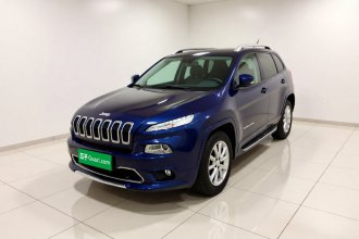 Jeep 自由光 2017款 2.4L 专业智能版