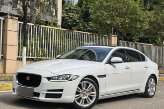 捷豹XEL 2018款 2.0T 200PS 尊享版