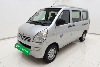 五菱汽车 五菱荣光S 2021款 1.2L基本型7座LSI