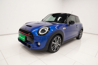 MINI 2019款 2.0T COOPER S 艺术家