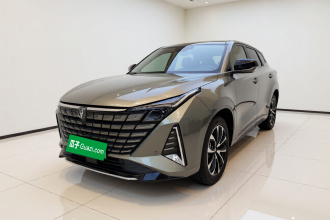 长安UNI-Z新能源 2024款 蓝鲸智电iDD 125km 卓越型