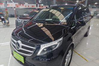 奔驰 威霆 2018款 2.0T 精英版 7座 国VI