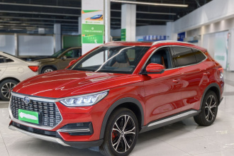 比亚迪 宋PLUS 2020款 1.5T 自动旗舰型