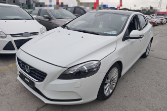 沃尔沃V40 2015款 1.6T 智逸版