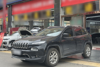 Jeep 自由光 2016款 2.4L 专业智能版