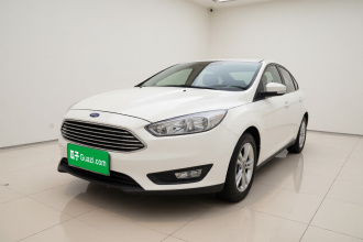 福特 福克斯 2015款 三厢 1.6L 自动舒适型