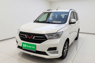 五菱汽车 五菱宏光 2018款 1.5L S舒适型L2B