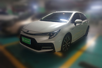 丰田 雷凌 2022款 双擎 1.8H E-CVT运动版