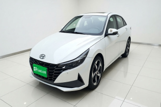 现代 伊兰特 2022款 1.5L CVT LUX尊贵版