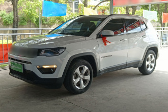 Jeep 指南者 2019款 200T 自动家享-互联大屏版