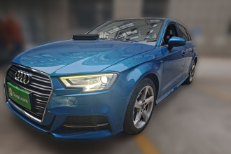 奥迪A3 2018款 30周年年型 Sportback 35 TFSI 时尚型