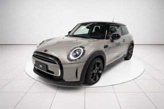 MINI 2023款 改款 1.5T COOPER 艺术家