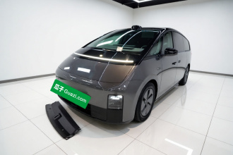 理想汽车 理想MEGA 2024款 Ultra