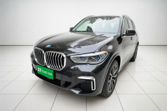 宝马X5 2022款 改款 xDrive 30Li 尊享型M运动套装