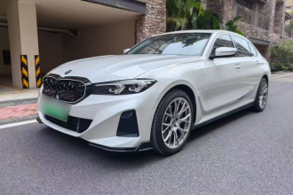 宝马i3 2024款 eDrive 35 L