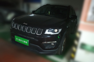 Jeep 指南者 2017款 200T 自动家享版