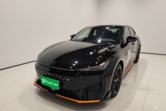 长安UNI-V 2024款 1.5T 尊贵运动型