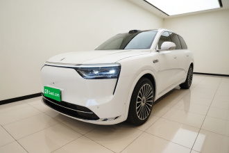 鸿蒙智行 问界M8 2025款 增程 Max+版 53.4kWh 6座版 (192线激光雷达）