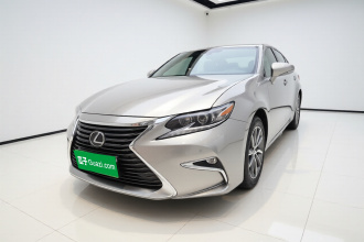 雷克萨斯ES 2015款 300h 舒适版