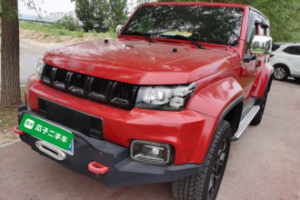 北京BJ40 2023款 2.0D 自动四驱刀锋英雄版侠客型（前后电控锁）