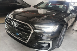 奥迪A6L 2026款 45 TFSI 臻选动感型