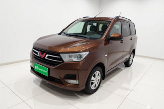 五菱汽车 五菱宏光 2021款 改款1.5L S标准型 电动助力LAR