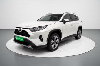 丰田 RAV4荣放 2021款 2.0L CVT两驱风尚PLUS版