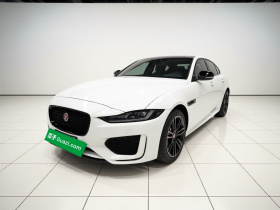 捷豹XEL 2024款 2.0T 250PS R-DYNAMIC S耀黑运动版