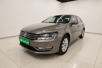 大众 帕萨特 2015款 1.8TSI DSG尊荣版
