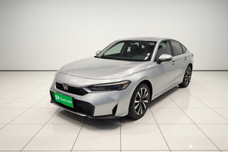 本田 思域 2025款 2.0L e:HEV 混动Plus