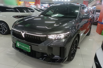 岚图汽车 岚图FREE 2025款 318 259km 四驱探索版