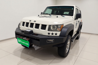 北京越野BJ40 2014款 2.4L 手动穿越版