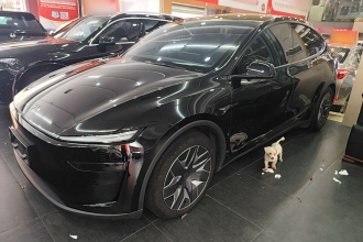 特斯拉 Model Y L 2025款 长续航全轮驱动版