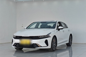 起亚K5 2025款 1.5T 豪华版