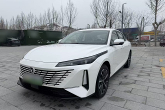 长安 逸动 2025款 蓝鲸 1.5T 500Bar尊贵型