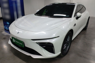 哪吒汽车 哪吒S猎装 2024款 增程300 标准版