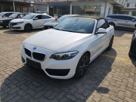 宝马2系(进口) 2018款 220i 敞篷轿跑车 运动设计套装